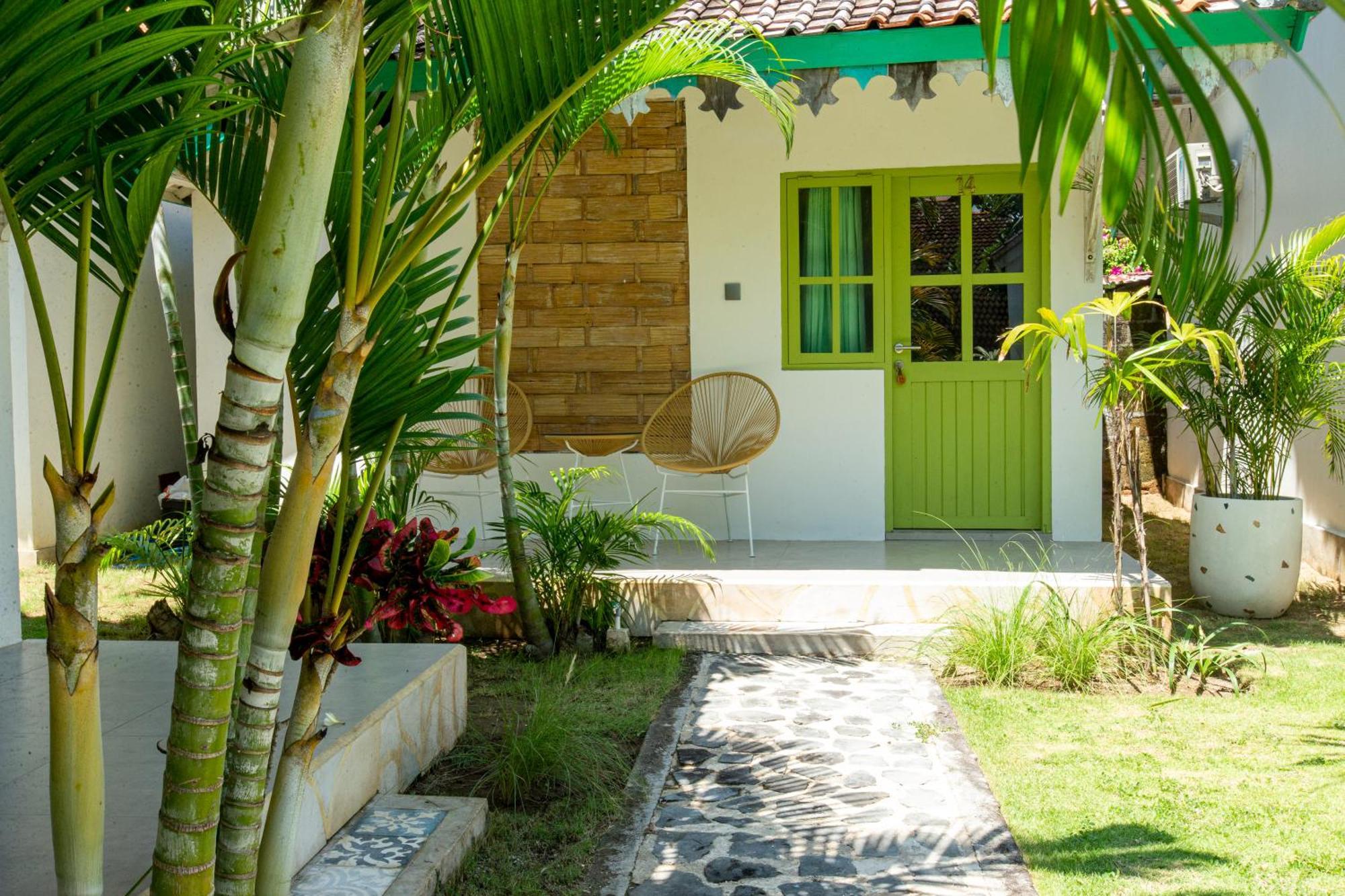 La Roja Bungalows Batununggul 외부 사진