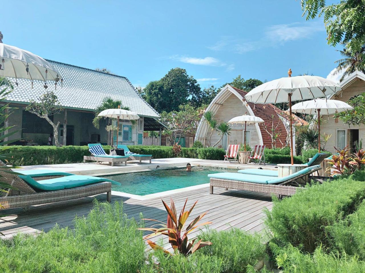 La Roja Bungalows Batununggul 외부 사진