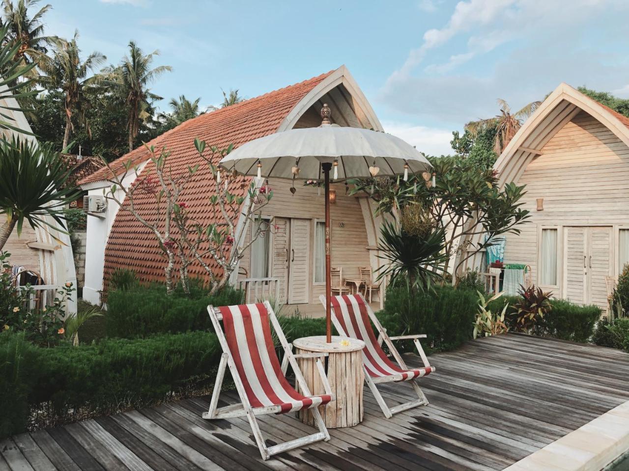 La Roja Bungalows Batununggul 외부 사진
