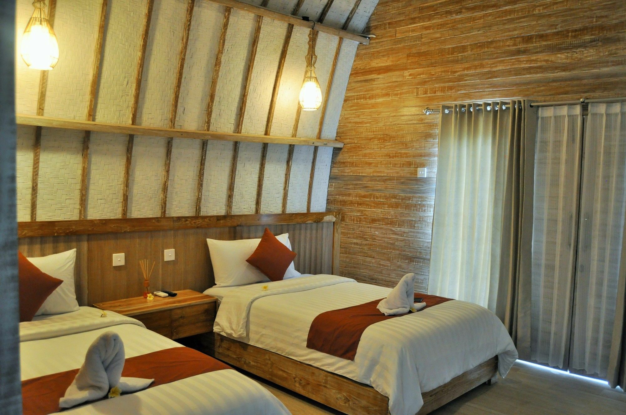 La Roja Bungalows Batununggul 외부 사진